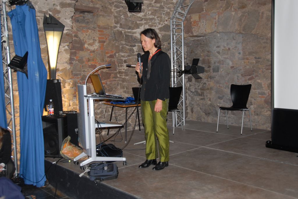 091109_007FEM-MEG.JPG