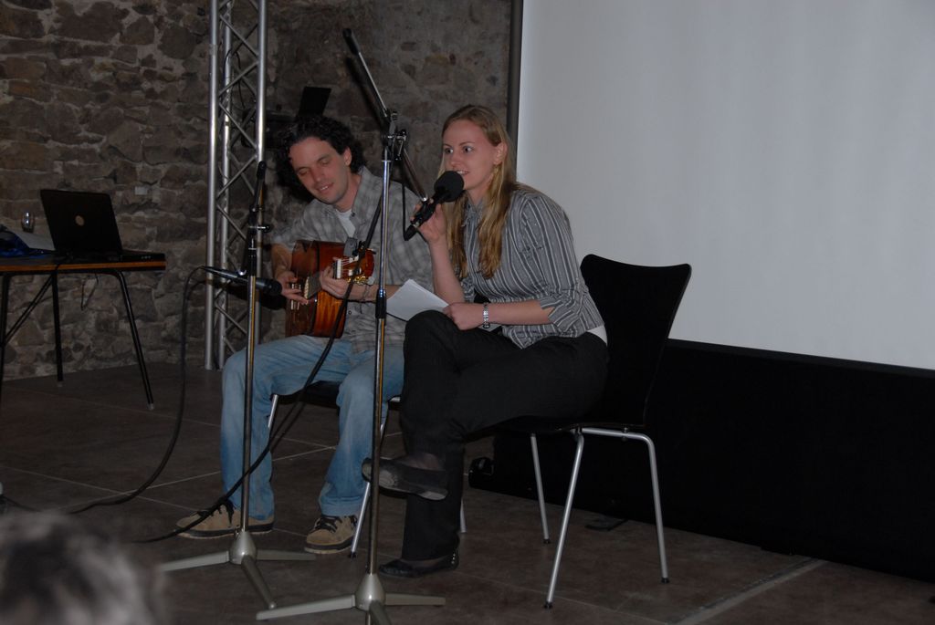 091109_053FEM-MEG.JPG