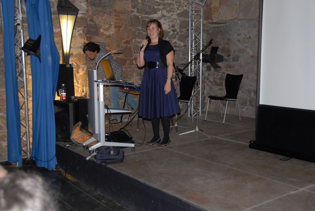 091109_059FEM-MEG.JPG