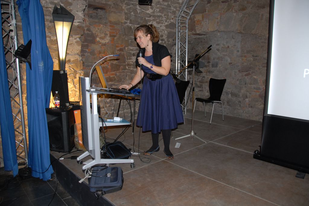 091109_072FEM-MEG.JPG