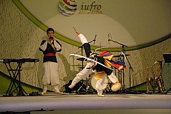 100823IUFRO_201.JPG