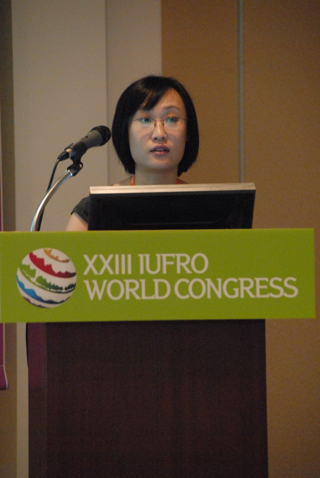 100825IUFRO_003.JPG