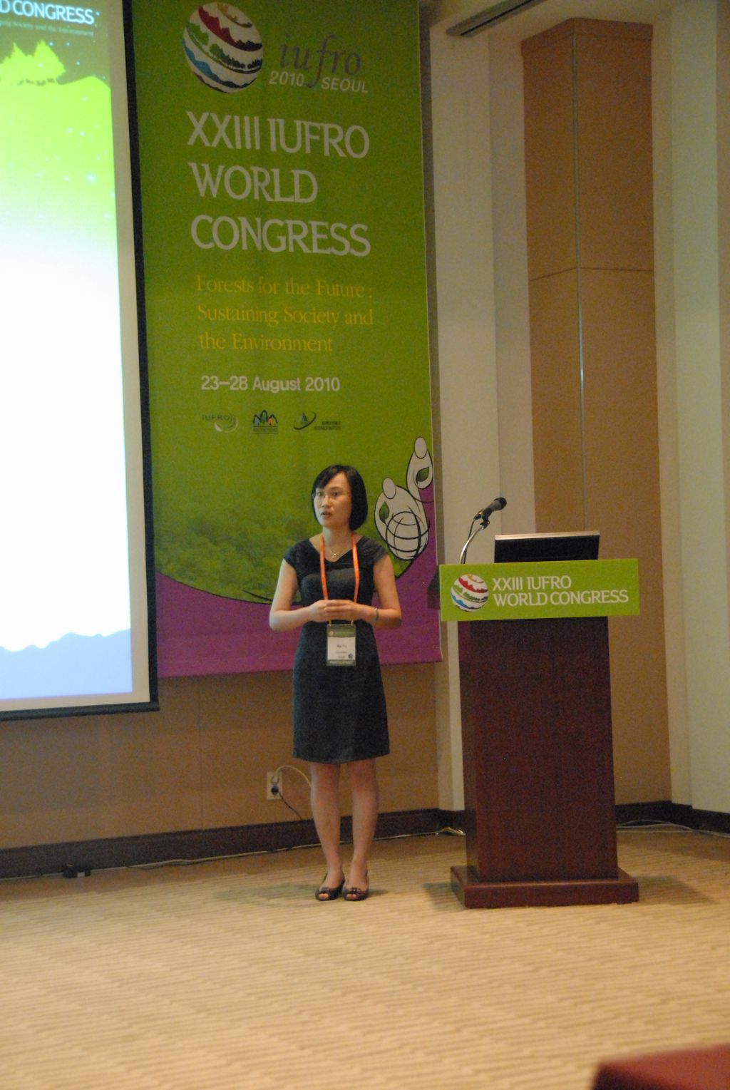 100825IUFRO_007.JPG