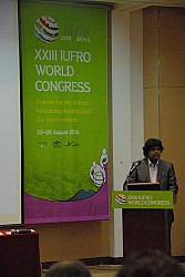 100825IUFRO_068.JPG