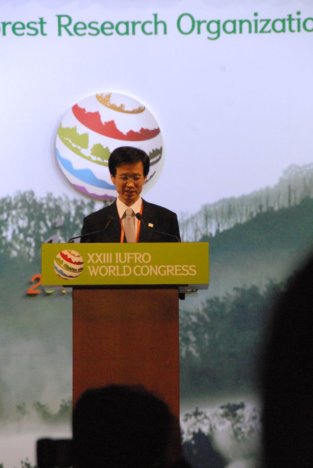 100828IUFRO_098.JPG