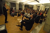 081118_009_MEG-FEM.JPG 081118_009_MEG-FEM.JPG