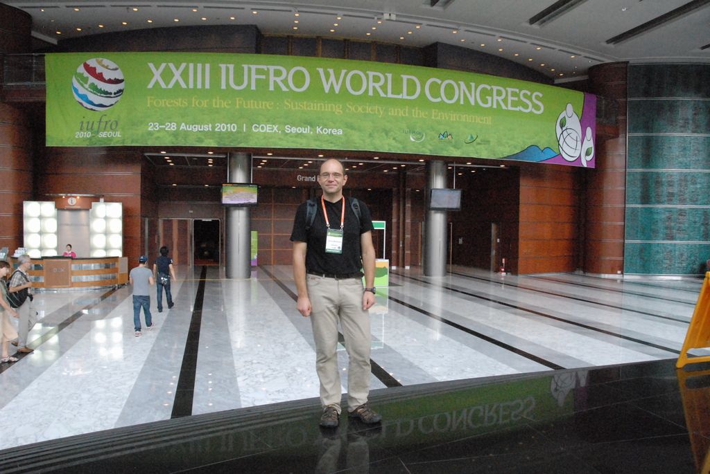 100827IUFRO_102.JPG