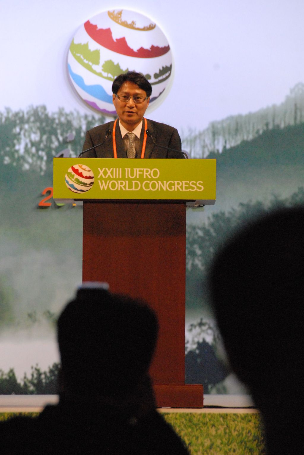 100828IUFRO_093.JPG